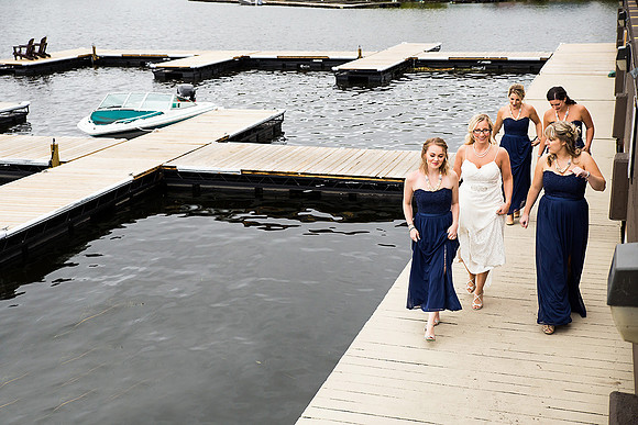 Winnipeg Bride and bridesmaids